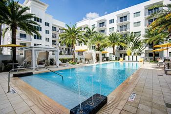 Salt water swimming pool